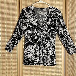 Chaus Womens‎ Medium Black and White Tunic Blouse Long Sleeves Office Workwear